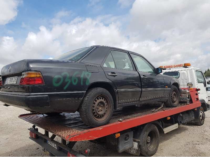 mercedes clase e (w124) berlina 2.5 diesel   |   0.84 - ... | 1984 | 90 cv / 66 kw del año 1984