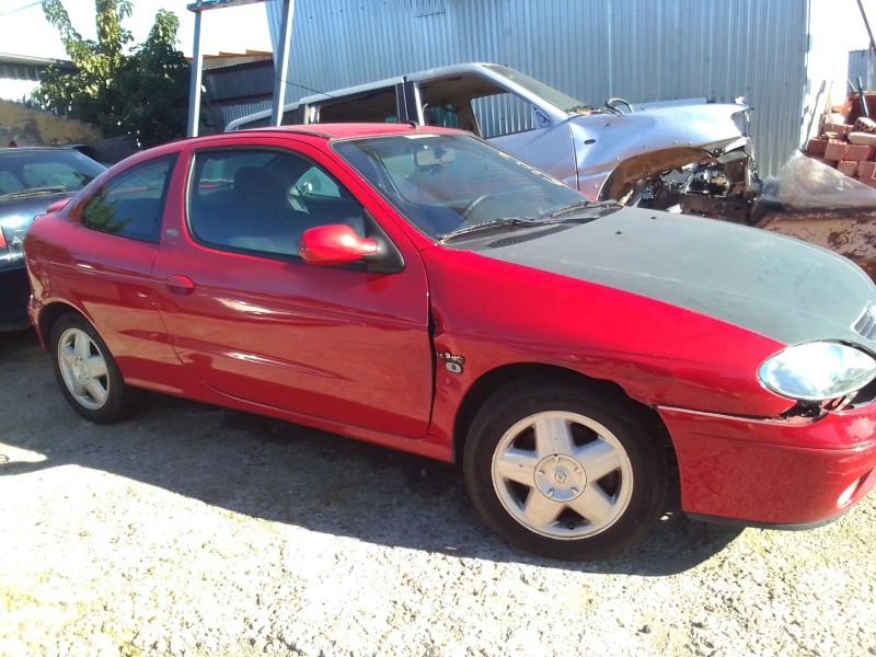 renault megane i coupe fase 2 del año 2002