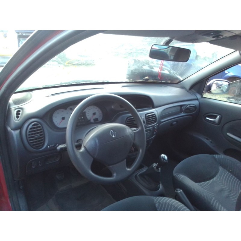 renault megane i coupe fase 2 del año 2002