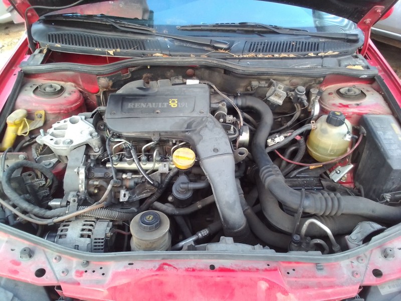 renault megane i coupe fase 2 del año 2002