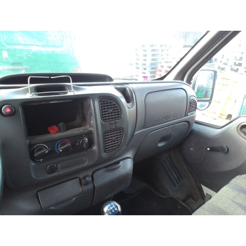 ford transit caja cerrada, larga (fy) (2000 =>) del año 2000