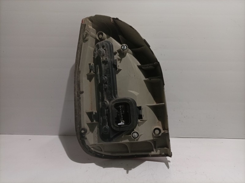 Recambio de piloto trasero izquierdo para opel zafira a 1.6 16v referencia OEM IAM 62880  5248