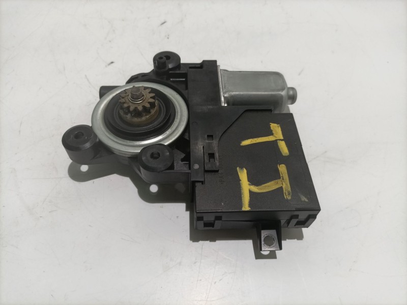 Recambio de motor elevalunas trasero izquierdo para volvo s40 berlina referencia OEM IAM 31264189AA  964851102
