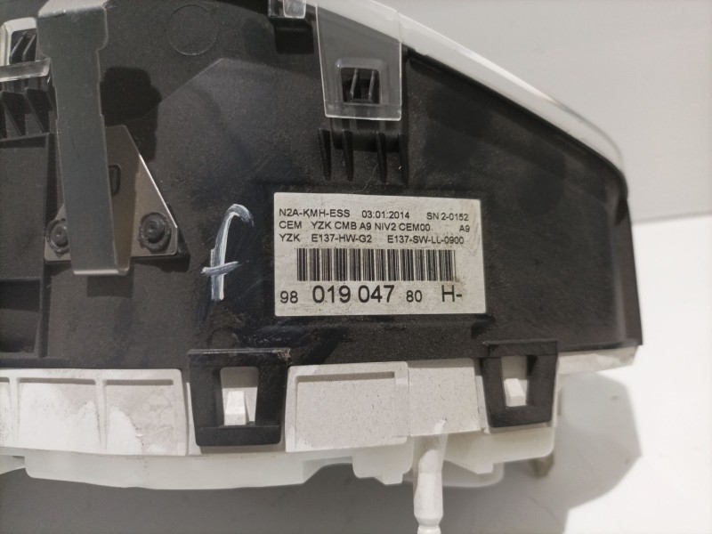 Recambio de cuadro instrumentos para peugeot 208 referencia OEM IAM 9801904780 769317790U 769167080U