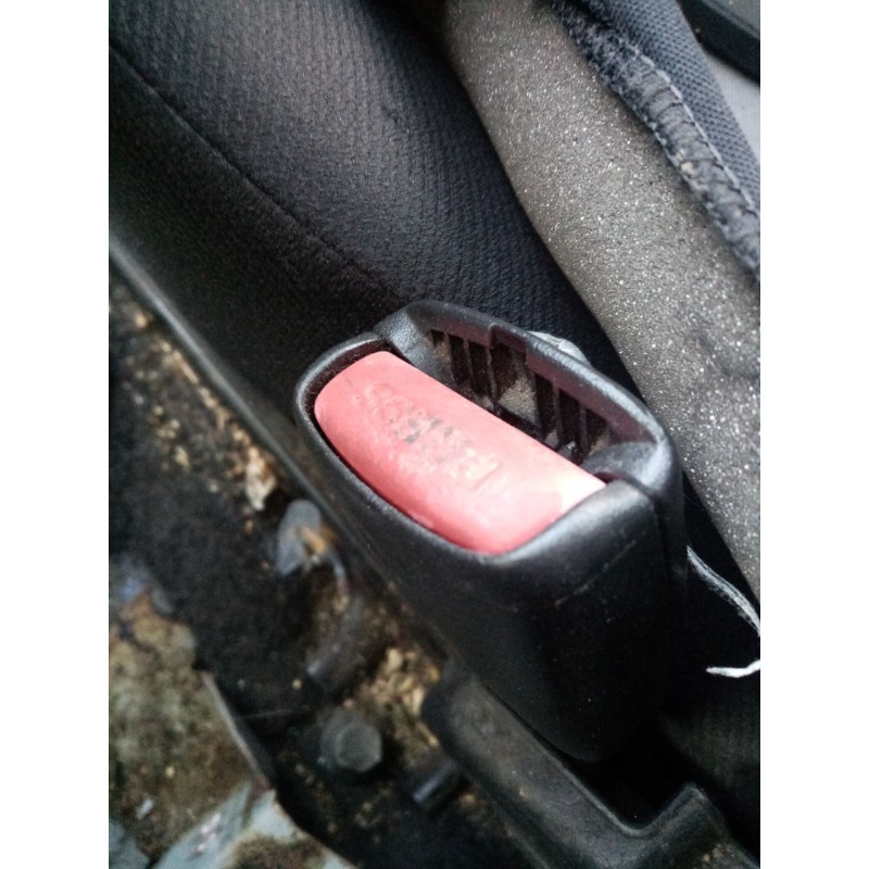 Recambio de pretensor airbag derecho para mitsubishi carisma berlina 5 (da0) 1.9 di-d cat referencia OEM IAM   