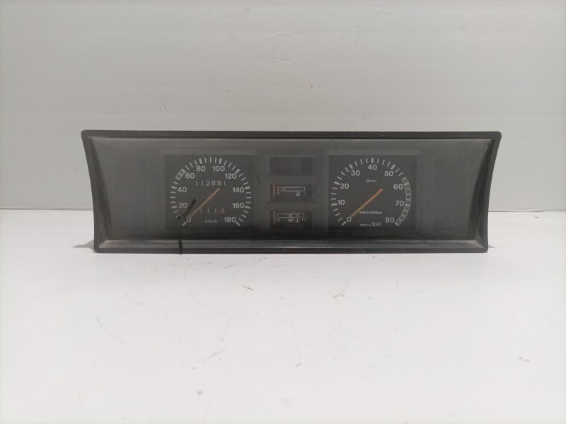 Recambio de cuadro instrumentos para seat malaga malaga 1.2 gl referencia OEM IAM 27597412  