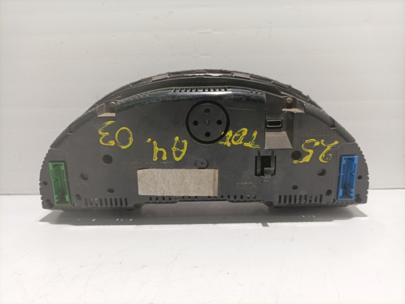 Recambio de cuadro instrumentos para audi a4 2.4 avant referencia OEM IAM 1036901830 1036904681 1036904559