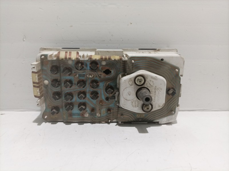 Recambio de cuadro instrumentos para renault rapid/express (f40) referencia OEM IAM 196826  21038301