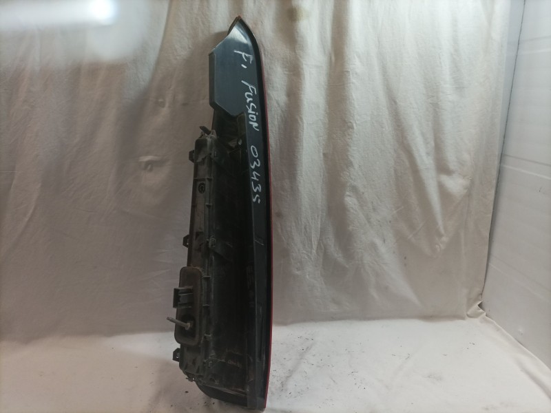 Recambio de piloto trasero derecho para ford fusion (cbk) trend referencia OEM IAM 2N1113A602B  