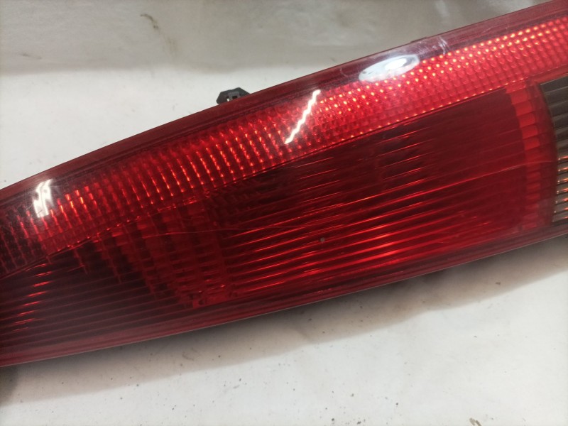 Recambio de piloto trasero derecho para ford fusion (cbk) trend referencia OEM IAM 2N1113A602B  