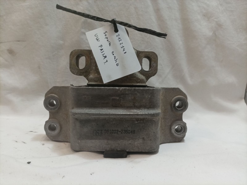 Recambio de soporte cambio para volkswagen passat berlina (3c2) highline referencia OEM IAM 3C0199555  