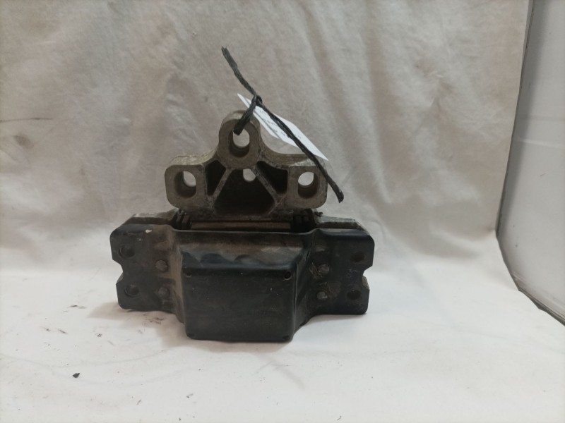 Recambio de soporte cambio para volkswagen passat berlina (3c2) highline referencia OEM IAM 3C0199555  