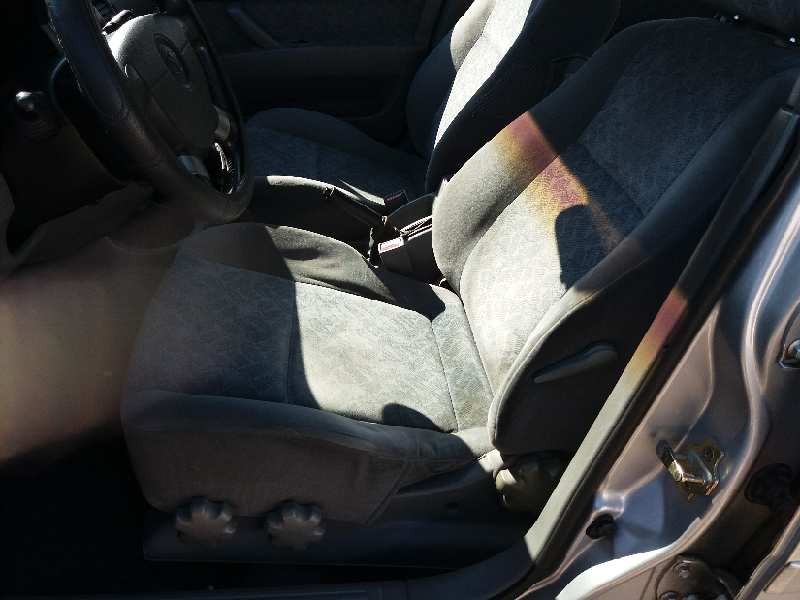 daewoo nubira berlina 1.6 cat   |   0.03 - ... | 2003 | 109 cv / 80 kw del año 2003