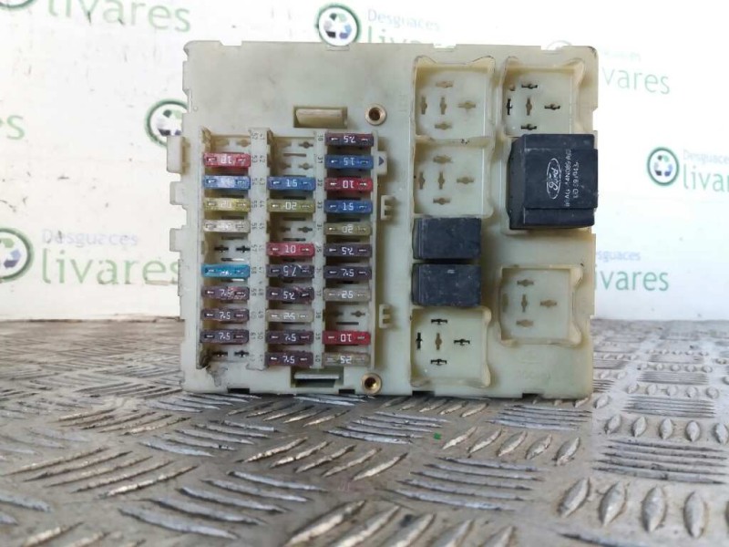 Recambio de caja reles / fusibles para ford focus berlina (cak) ghia   |   08.98 - 12.02 | 1998 - 2002 | 90 cv / 66 kw referenci