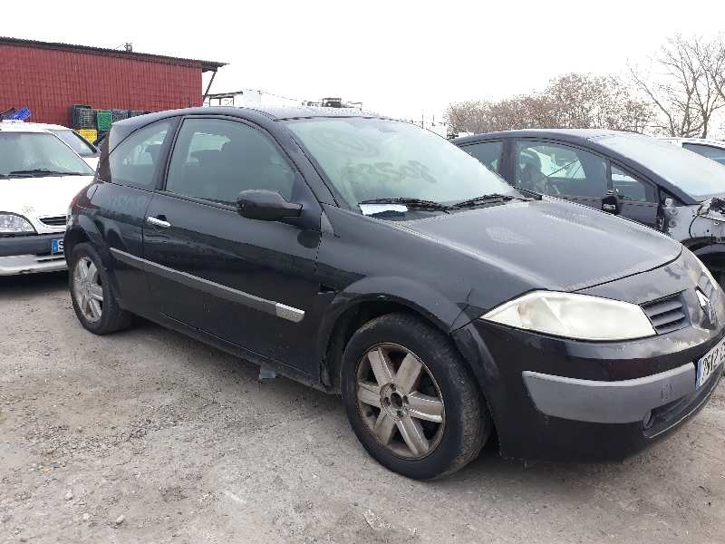 renault megane ii berlina 3p confort dynamique   |   0.02 - ... | 2002 | 113 cv / 83 kw del año 2002