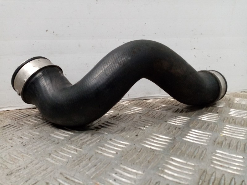 Recambio de tubo turbocompresor para mercedes clase c (w203) berlina referencia OEM IAM A2035281582  