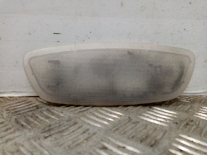 Recambio de luz interior para mercedes clase c (w203) berlina referencia OEM IAM 150951  