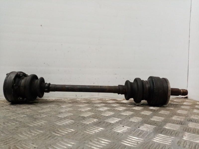 Recambio de transmision trasera derecha para mercedes clase c (w203) berlina referencia OEM IAM 2033501102  