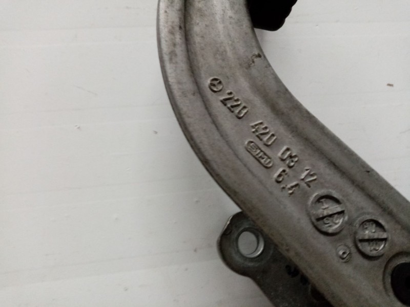 Recambio de palanca freno de mano para mercedes clase c (w203) berlina referencia OEM IAM 2204200312  