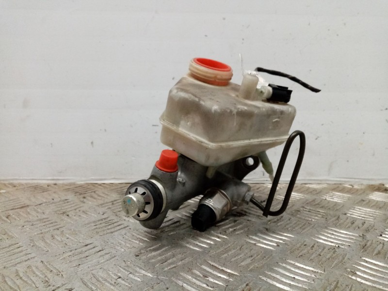 Recambio de bomba freno para mercedes clase c (w203) berlina referencia OEM IAM 0054309801 a2035401513 