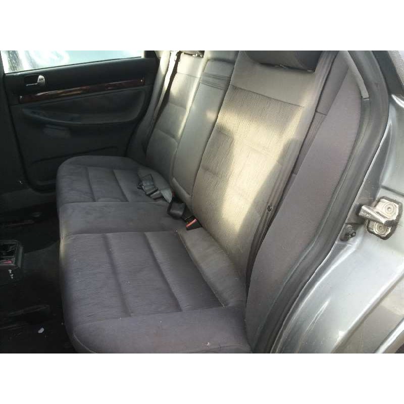 audi a4 berlina (b5) 2.5 v6 24v tdi   |   0.99 - ... | 1999 | 150 cv / 110 kw del año 1999