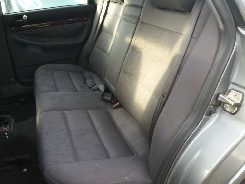 audi a4 berlina (b5) 2.5 v6 24v tdi   |   0.99 - ... | 1999 | 150 cv / 110 kw del año 1999