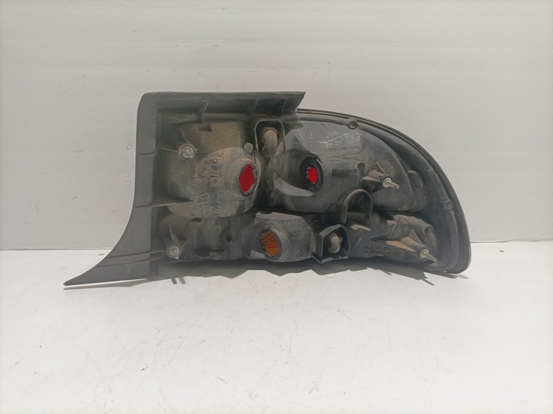 Recambio de piloto trasero izquierdo para toyota lexus gs 300 (jzs147) referencia OEM IAM 3248020202  30169