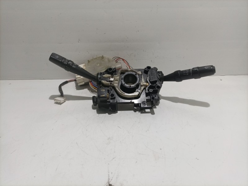 Recambio de com2000 para toyota lexus gs 300 (jzs147) referencia OEM IAM L175940  1351Y69