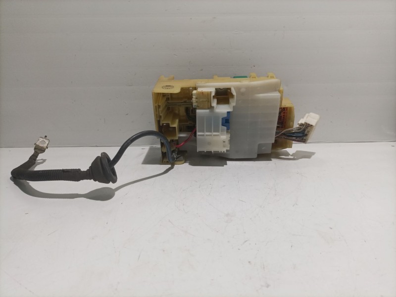 Recambio de caja reles / fusibles para toyota lexus gs 300 (jzs147) referencia OEM IAM 60226  961118