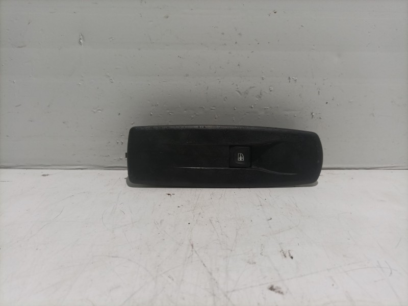 Recambio de mando elevalunas delantero derecho para renault laguna iii referencia OEM IAM 809600004R  