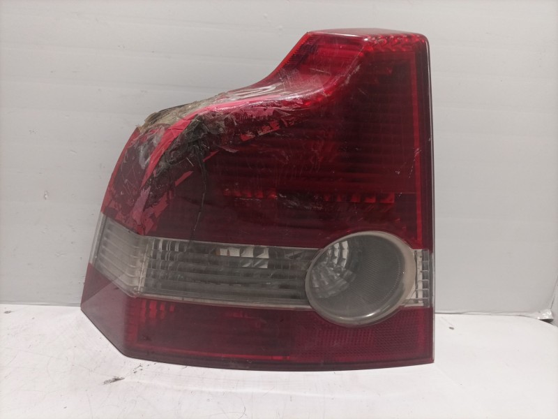 Recambio de piloto trasero izquierdo para volvo s40 berlina referencia OEM IAM 090028 31213554 281321