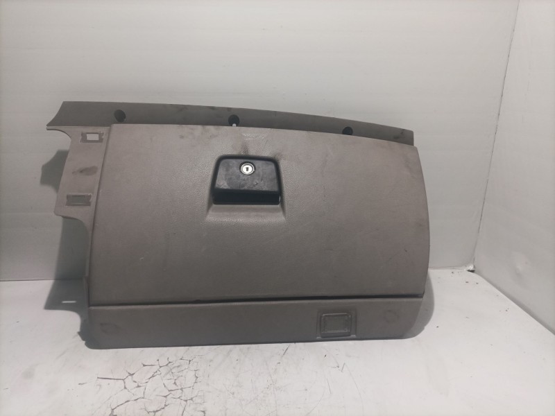 Recambio de guantera para volvo s40 berlina referencia OEM IAM 39871859  8626141