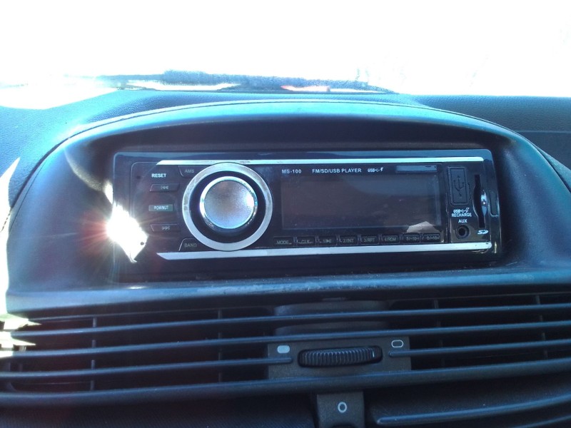 Recambio de sistema audio / radio cd para fiat punto berlina (188) referencia OEM IAM 0  