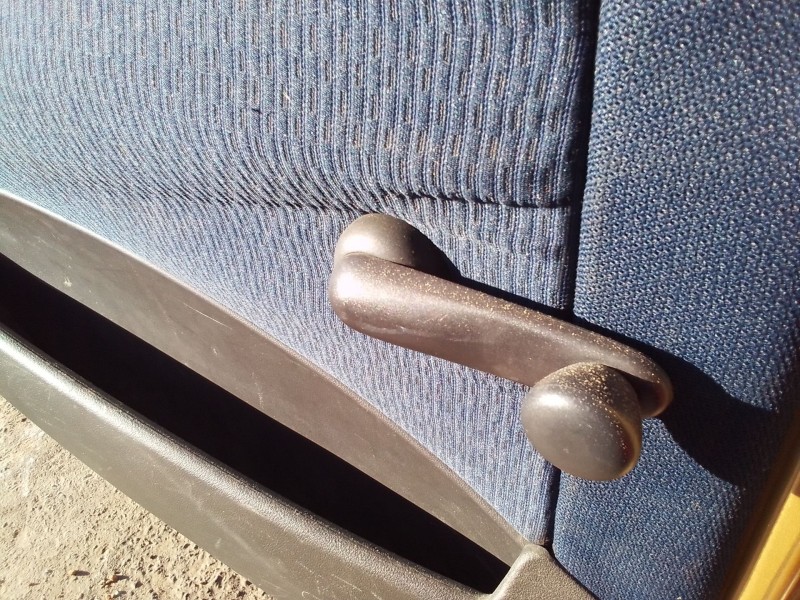 Recambio de maneta elevalunas trasera izquierda para fiat punto berlina (188) referencia OEM IAM 0  