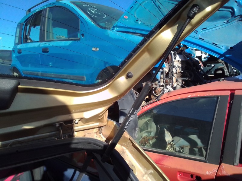 Recambio de amortiguadores maletero / porton para fiat punto berlina (188) referencia OEM IAM   