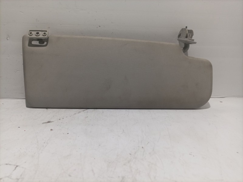 Recambio de parasol izquierdo para volkswagen new beetle (9c1/1c1) referencia OEM IAM 3B0857551AM2F4  