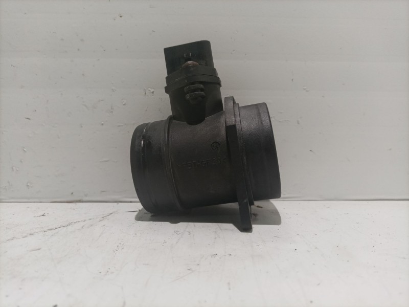 Recambio de caudalimetro para volkswagen new beetle (9c1/1c1) referencia OEM IAM 0281002757  