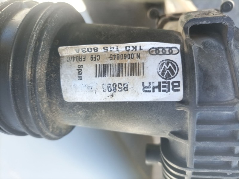 Recambio de intercooler para seat leon (1p1) referencia OEM IAM 1K0145803A M830053A CI83000P