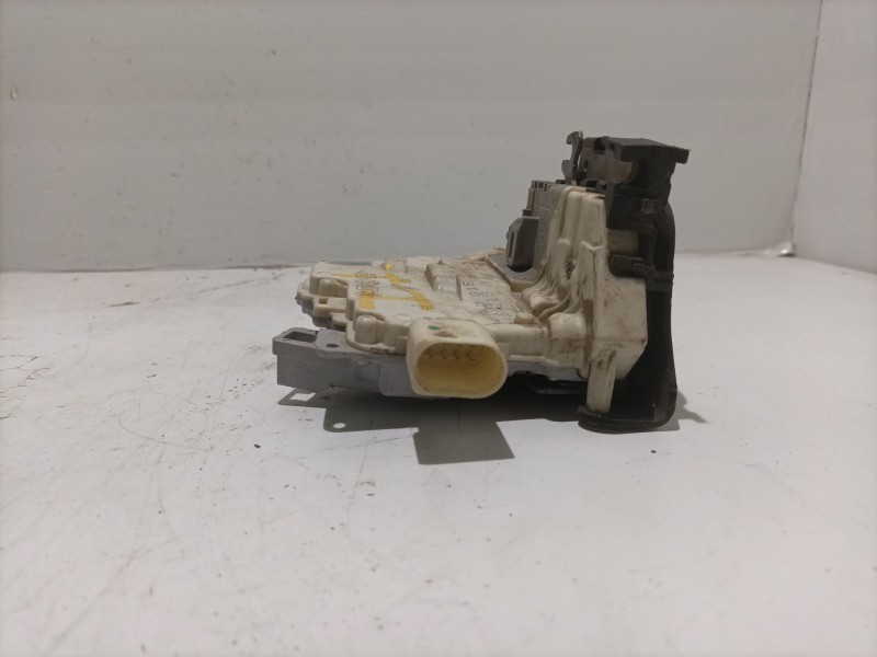 Recambio de cerradura puerta trasera izquierda para seat leon (1p1) referencia OEM IAM 1P0839015  