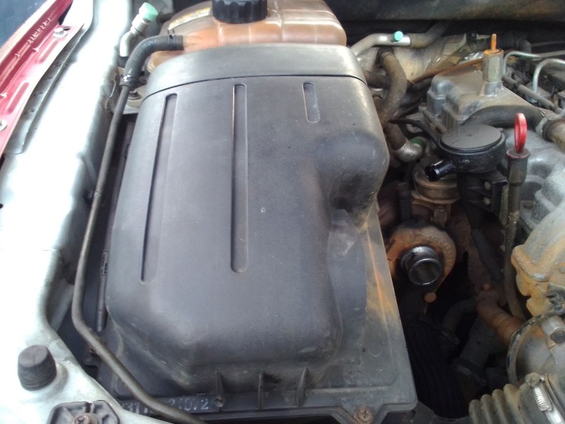 Recambio de caja filtro de aire para ssangyong actyon referencia OEM IAM 2311031072  