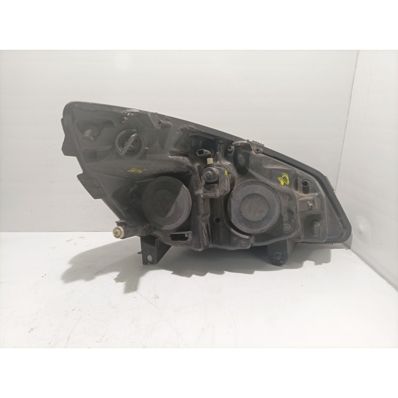 Recambio de faro izquierdo para renault scenic ii 2.0 dci diesel cat referencia OEM IAM 15810300u  