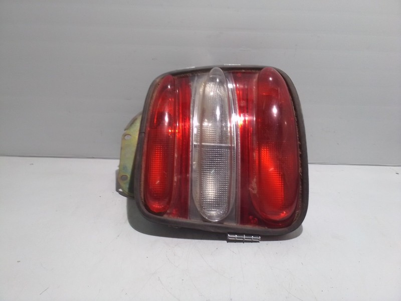 Recambio de piloto trasero derecho para fiat brava (182) referencia OEM IAM 37200751  