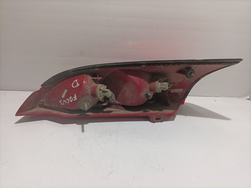 Recambio de piloto trasero izquierdo para ford focus turnier (cak) referencia OEM IAM 0374D  