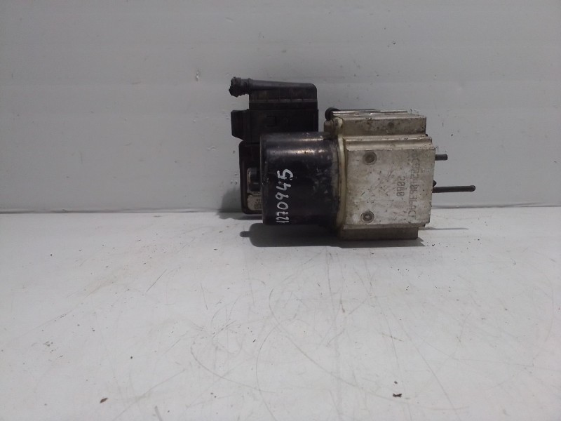 Recambio de abs para kia carnival 2.9 turbodiesel cat referencia OEM IAM 0K553437A0A  S108198002