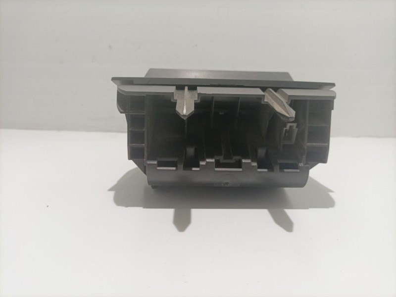 Recambio de cenicero para skoda superb (3u4) 1.9 tdi referencia OEM IAM 1Z1863077A  1Z1857962B
