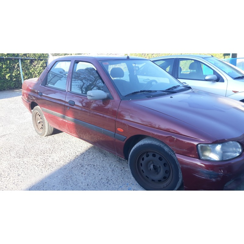 ford escort berl./turnier básico berlina   |   0.95 - ... | 1995 | 88 cv / 65 kw del año 1995