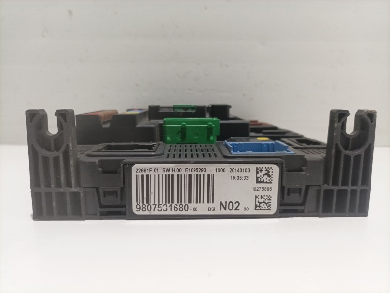 Recambio de caja reles / fusibles para peugeot 208 referencia OEM IAM 9672125080  