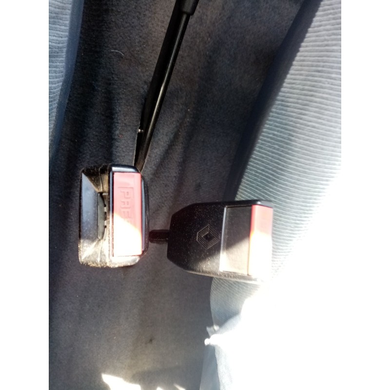 Recambio de pretensor airbag derecho para renault r9 referencia OEM IAM   