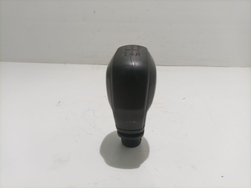 Recambio de pomo palanca cambio para peugeot 208 referencia OEM IAM 16088722ZD  