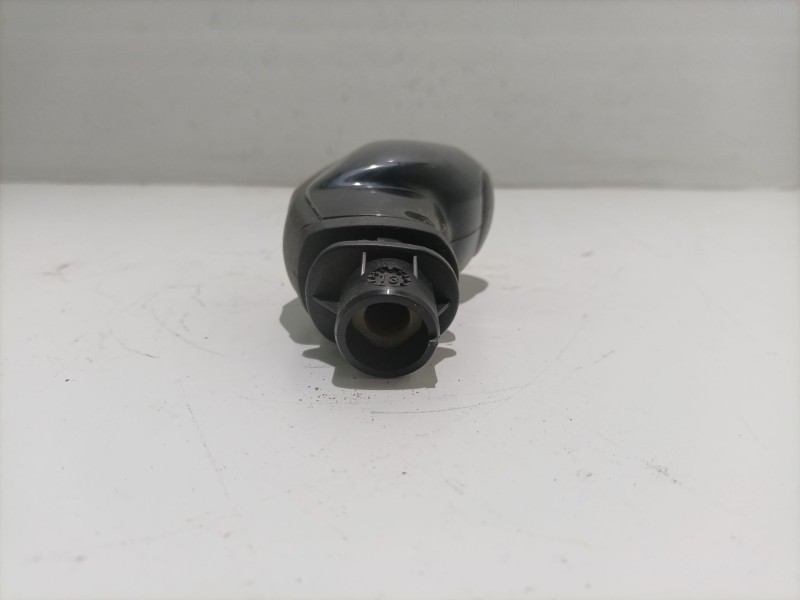 Recambio de pomo palanca cambio para peugeot 208 referencia OEM IAM 16088722ZD  